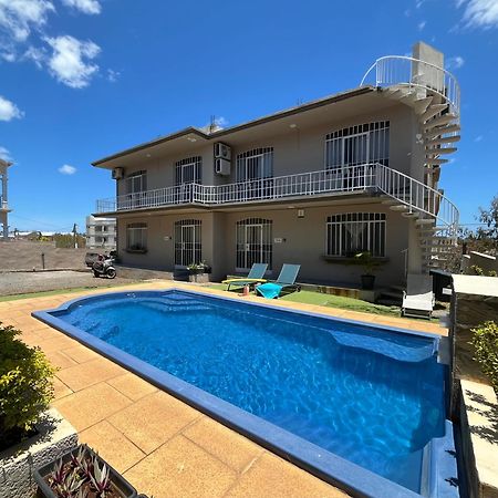 Appartamento Tropical Retreats Flic-en-Flacq Esterno foto