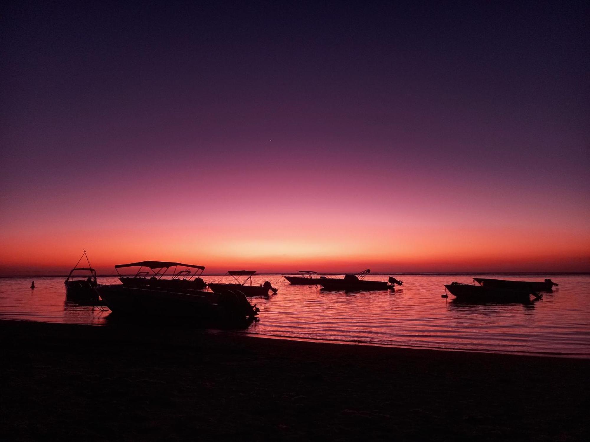 Appartamento Tropical Retreats Flic-en-Flacq Esterno foto