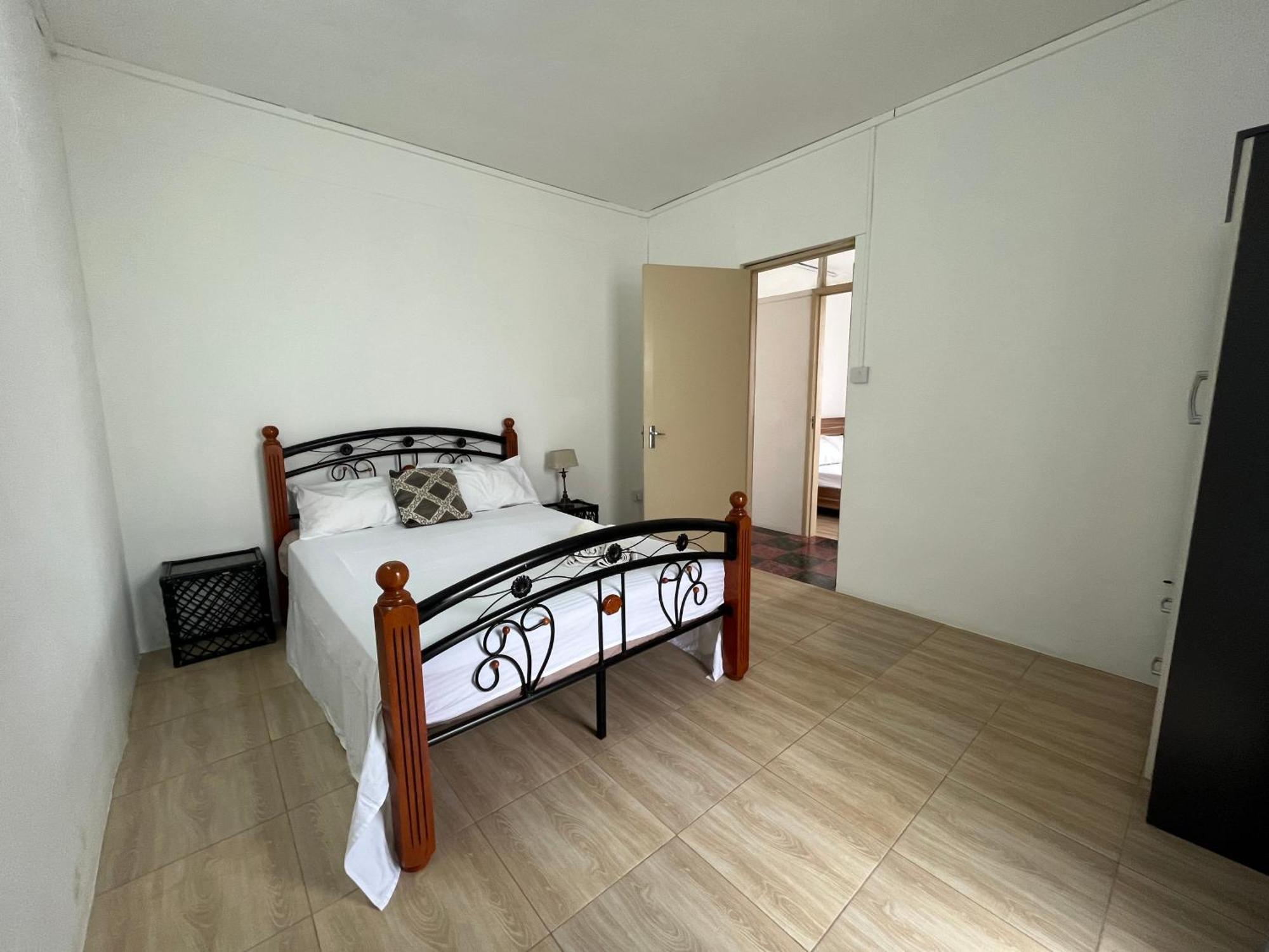 Appartamento Tropical Retreats Flic-en-Flacq Esterno foto