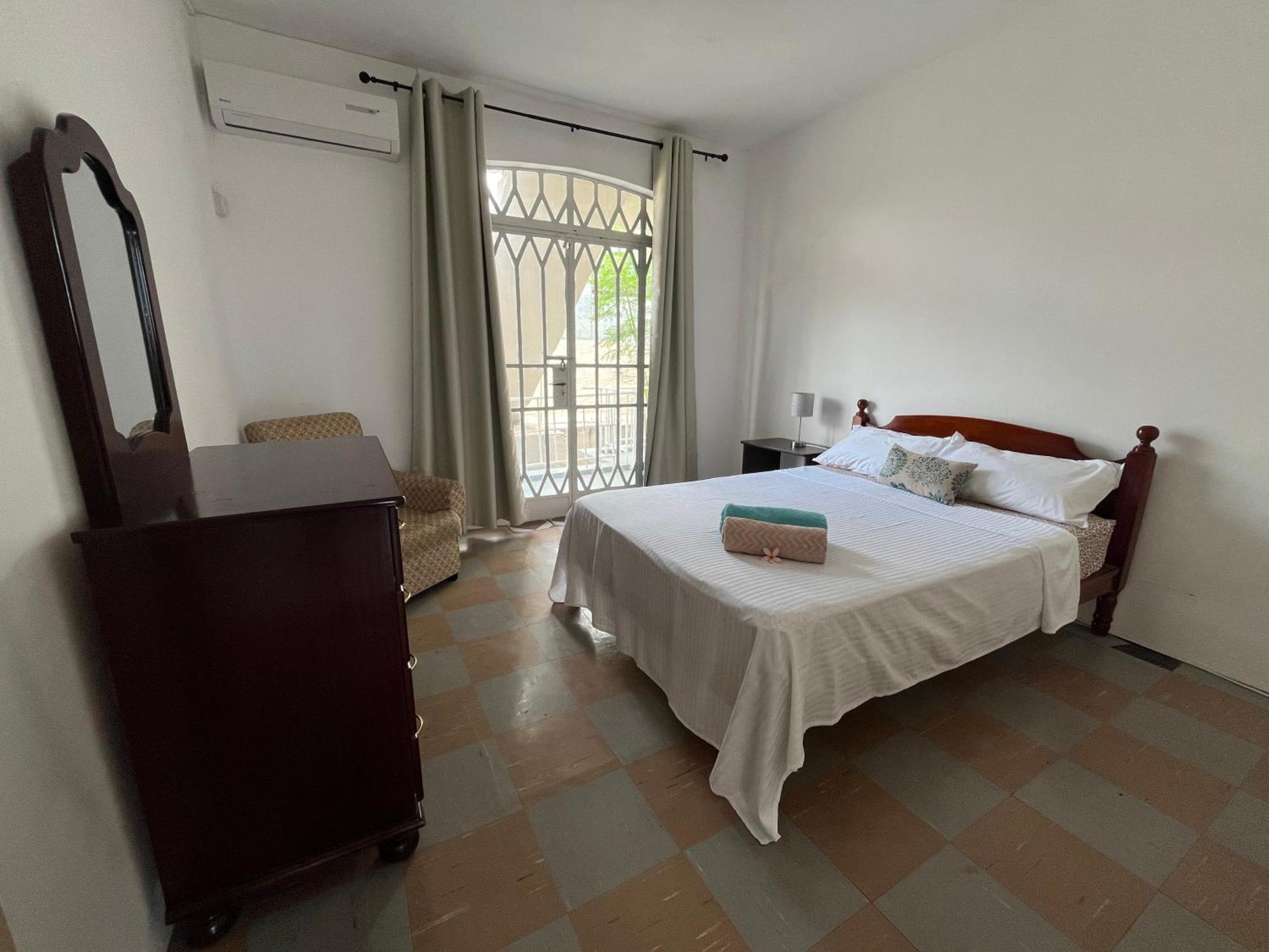 Appartamento Tropical Retreats Flic-en-Flacq Esterno foto